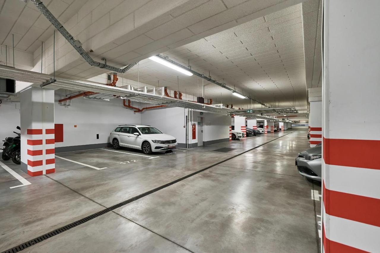 Exclusive Apartments Teczowa With Underground Parking By Noclegi Renters Breslavia Exterior foto