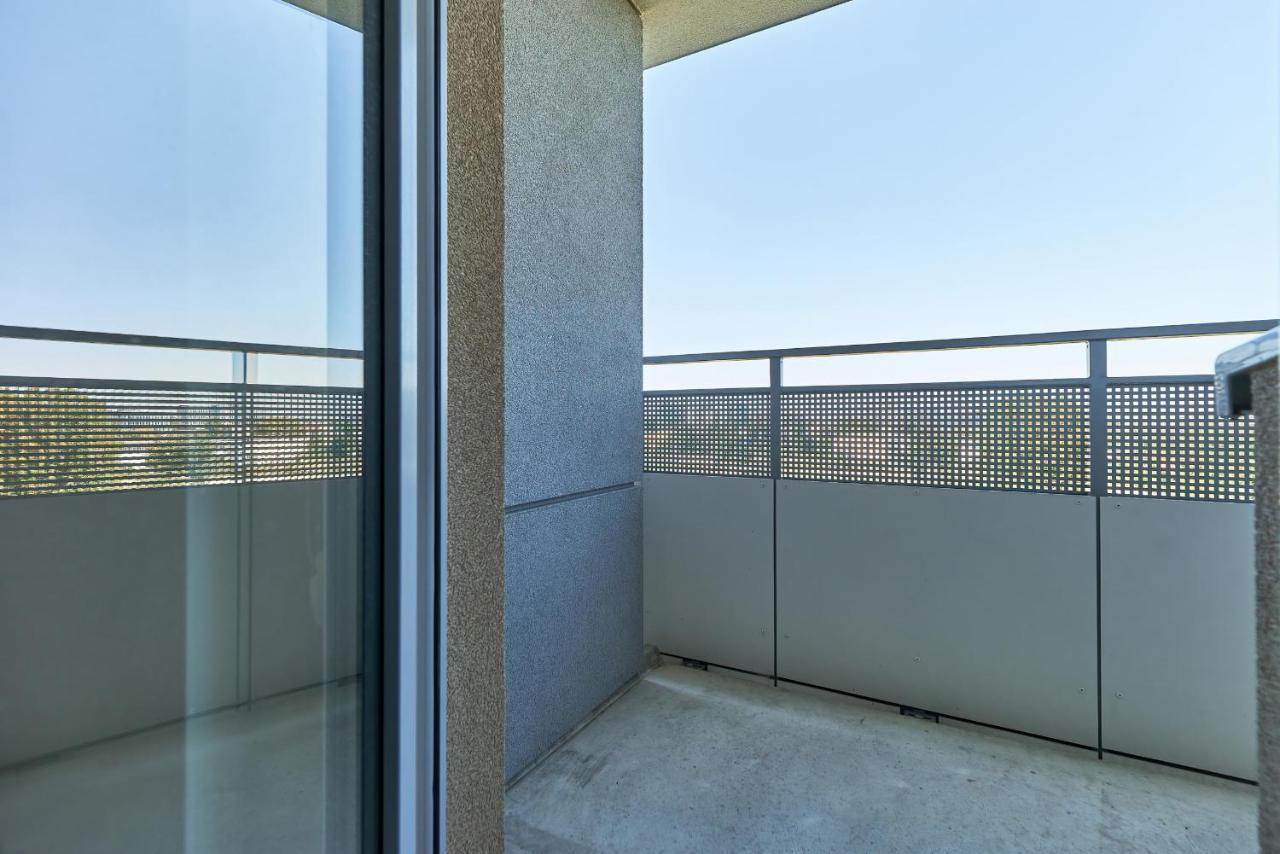Exclusive Apartments Teczowa With Underground Parking By Noclegi Renters Breslavia Exterior foto